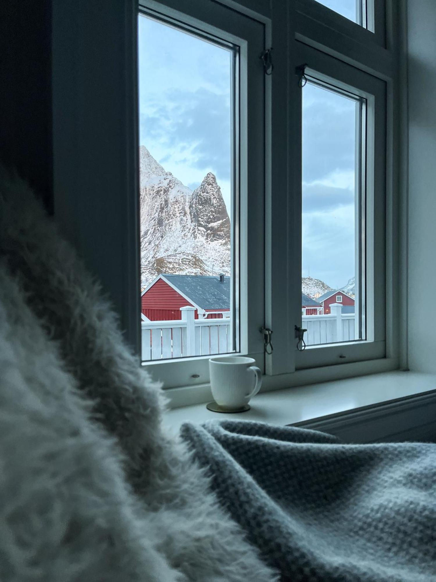 Husly Reine - Your Home With Reinebringen View エクステリア 写真
