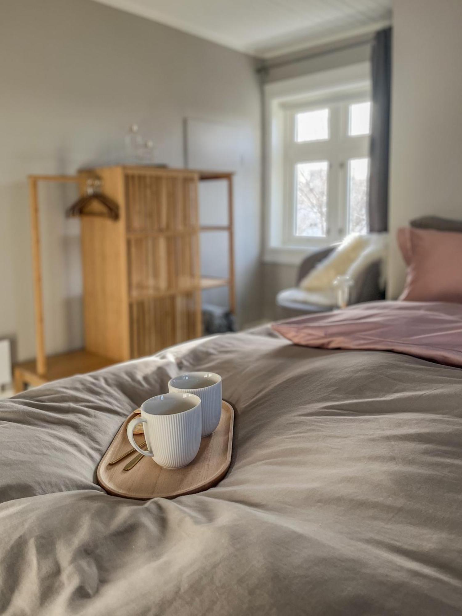 Husly Reine - Your Home With Reinebringen View エクステリア 写真